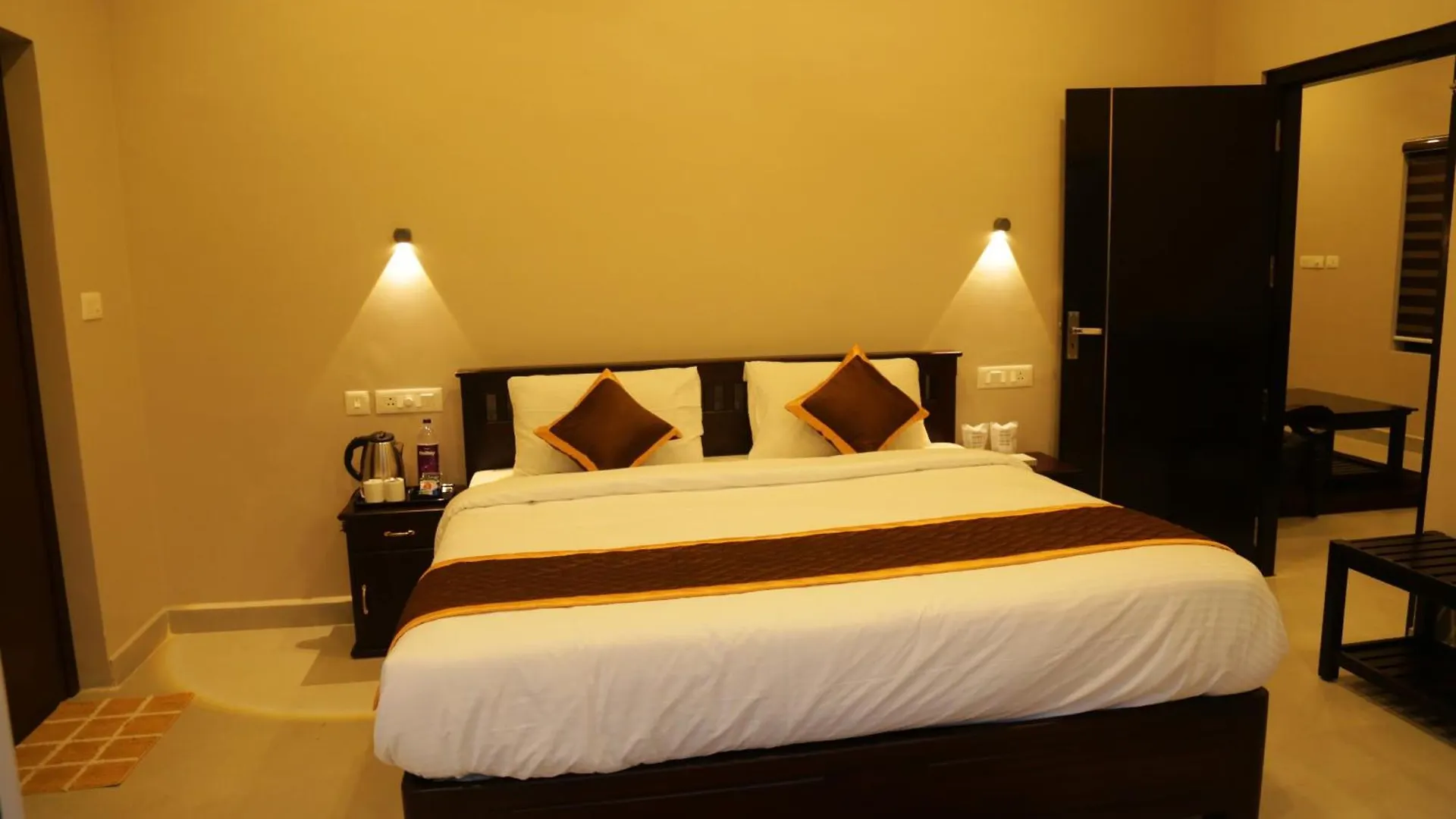 Ceecee Grand Hotel Vagamon 3*,  India